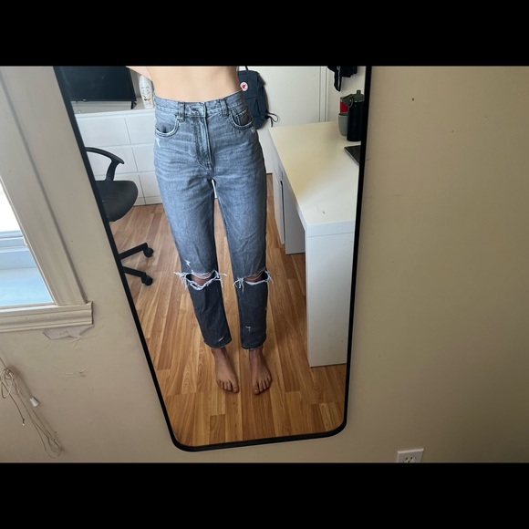 American eagle long mom jeans - size 8 - Picture 2 of 4